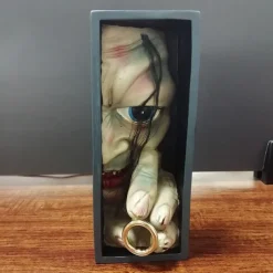 19.8 cm Shiny Library Sculpture, Halloween Decorations, Monster, Personalised Bookend, Peeping on The Bookshelf, Resin Desktop Sculpture Decoration