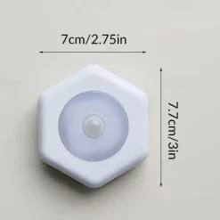 1 Pc white hexagonal motion sensor night light, bedroom small night light, night light, ambient light, white light, warm white light (without battery)