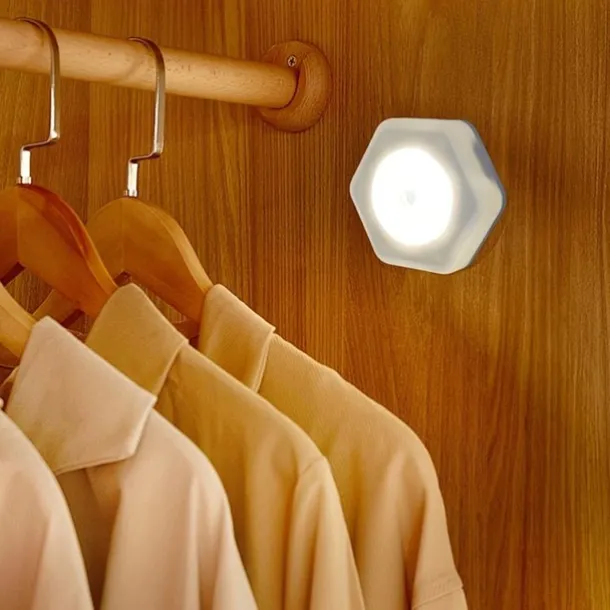 1 Pc white hexagonal motion sensor night light, bedroom small night light, night light, ambient light, white light, warm white light (without battery)