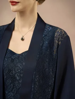 3 Piece Mother of the Bride Pantsuit Metalic Floral Lace Applique Elegant Minimalist V Neck Ankle Length Lace 3/4 Length Sleeve Jacket2025