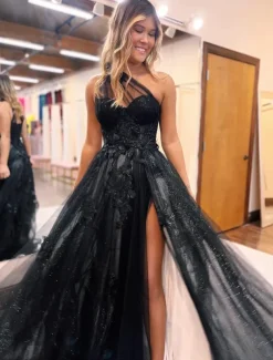 A-Line Black Prom Dresses Color Block Dress Formal Wedding Guest Sweep / Brush Train Sleeveless One Shoulder Tulle Backless with Pleats Appliques Masquerade Dress