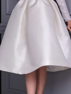 A-Line Cocktail Dresses Elegant Dress Wedding Party Birthday Knee Length Long Sleeve Jewel Neck Fall Wedding Guest Satin with Appliques Splicing