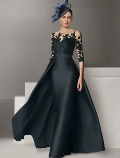 A-Line Evening Gown Elegant Dress Wedding Guest Sweep / Brush Train Long Sleeve Scoop Neck Stretch Satin with Appliques