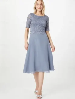 A-Line Mother of the Bride Dress Wedding Guest Elegant Petite Scoop Neck Knee Length Chiffon Half Sleeve with Pleats Solid Color free custom size