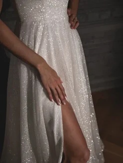 A-Line Prom Dresses Glittering Dress Wedding Guest Wedding Party Sweep / Brush Train Sleeveless Spaghetti Strap Fall Wedding Reception Tulle with Sequin Slit Masquerade Dress