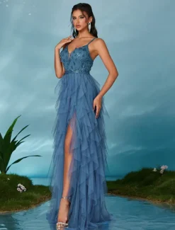 A-Line Quinceanera Dresses Elegant Dress Wedding Wedding Guest Floor Length Sleeveless V Neck Tulle Backless with Pleats Slit