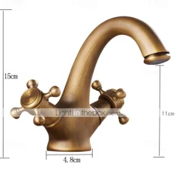 Bathroom Sink Faucet - Classic Antique Brass Centerset Two Handles One HoleBath Taps