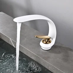 Bathroom Sink Faucet - Classic Antique Brass / Electroplated Centerset Single Handle One HoleBath Taps