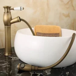 Bathroom Sink Faucet - Pull out Antique Brass Centerset Single Handle One HoleBath Taps