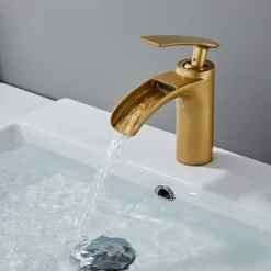 Bathroom Sink Faucet - Waterfall Electroplated Centerset Single Handle One HoleBath Taps