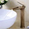 Bathroom Sink Faucet,Brass Waterfall Centerset Single Handle One Hole Bath Taps
