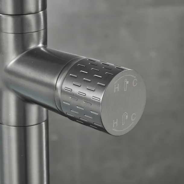 Bathtub Faucet Floor Mount Freestanding Tub Filler Brass High Flow Shower Faucets with Handheld Shower Mixer Taps Swivel Spout