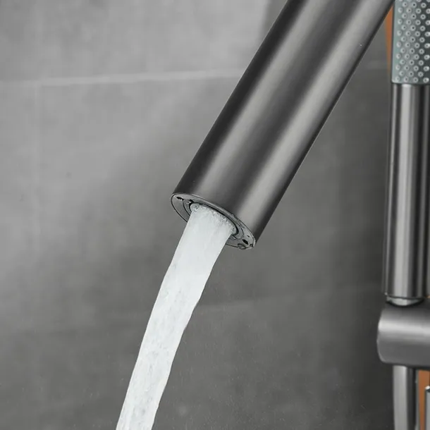 Bathtub Faucet Floor Mount Freestanding Tub Filler Brass High Flow Shower Faucets with Handheld Shower Mixer Taps Swivel Spout