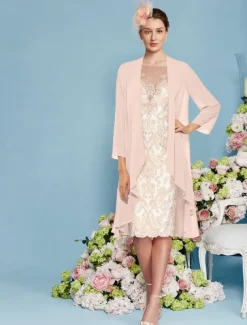 Beach Wedding Two Piece Sheath Mother of the Bride Dress Elegant Jewel Neck Knee Length Chiffon Lace 3/4 Length Sleeve Wrap Included Jacket Dresses with Beading Appliques free custom size