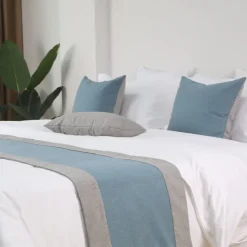 Bed Runner Bed Scarf, Two Tone Colors Decorative Bed Scarf for Home Hotel Bedspreads Scarves Protection Modern Solid Bed Runner for Foot of Bed Home Bedroom Bedding Decoration