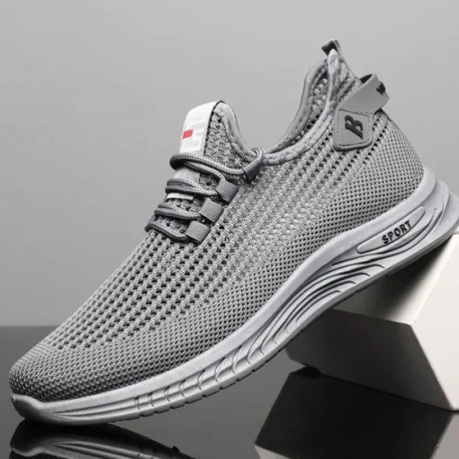 Beige Men's Woven Sneakers with Lace-Up Closure for Breathable and Comfortable Athletic Wear