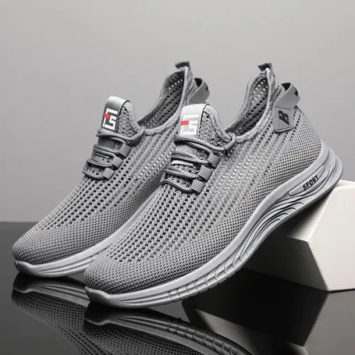 Beige Men's Woven Sneakers with Lace-Up Closure for Breathable and Comfortable Athletic Wear