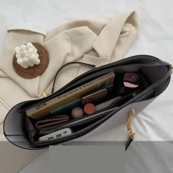 Black Tote Bag with Gold Chain Straps – Stylish and Spacious PU Leather Handbag for Women, Perfect for Work, Travel, and Everyday Use