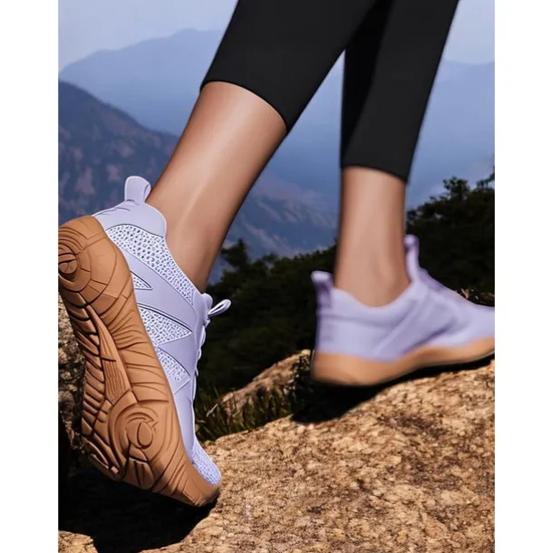 Breathable Wide Fit Water Shoes for Women – Stylish Color-block Barefoot Aqua Shoes for Beach, Kayaking, Swimming & Travel, Quick-Drying Lightweight Swim Footwear