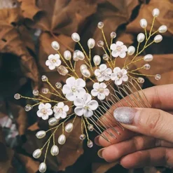 Bridal Headwear European and American Style Hair Accessories Handmade Soft Pottery Pearl Hair Comb Wedding Accessories