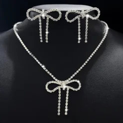 Bridal Jewelry Sets 1 set Rhinestone Alloy Earrings Necklace Women's Elegant Stylish Jewelry Set For Wedding Party Party Evening Wear