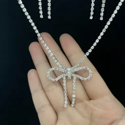 Bridal Jewelry Sets 1 set Rhinestone Alloy Earrings Necklace Women's Elegant Stylish Jewelry Set For Wedding Party Party Evening Wear