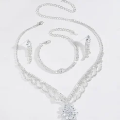 Bridal Jewelry Sets One-piece Suit Alloy 1 Bracelet Earrings Necklace Women's Stylish Cute Joy Geometric Jewelry Set For Party