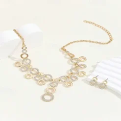 Bridal Jewelry Sets Two-piece Suit Zircon Rhinestone 1 Necklace Earrings Women's Elegant Vintage Personalized Cute Geometrical Precious Blessed Round Jewelry Set For Wedding Party Party Evening