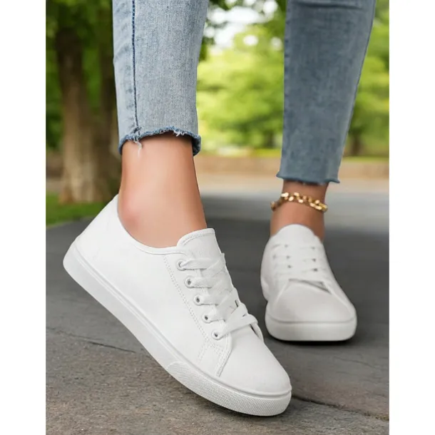 Canvas Lace-Up Sneakers for Women – Classic and Comfortable Sneakers for Everyday Wear, Perfect for Casual Outings and Weekend Adventures