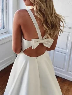 Casual Simple Wedding Dresses A-Line V Neck Sleeveless Sweep / Brush Train Satin Bridal Gowns With Pocket