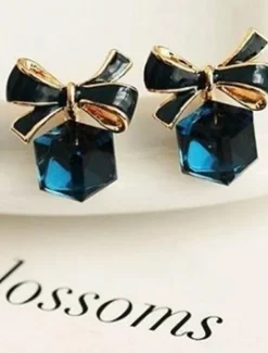 Chic & Modern Street Geometry Earring / Elegant Charm Cube and Bowknot Earrings for Woman/ Party / Dailywear