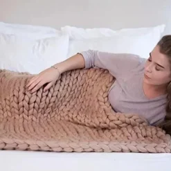 Chunky Knit Throw Blanket Super Thick Wool Handwoven Blanket Sofa Blanket Cover Blanket Knitting Thick Thread Blanket