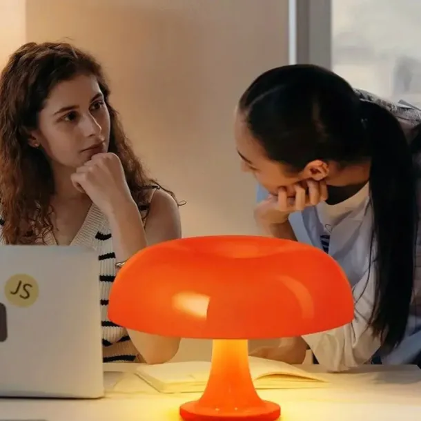 Classic Mushroom Table Lamp Modern Bauhaus Design Table Lamp Hotel Bedroom Atmosphere Lamp