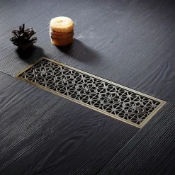 Drain Creative Brass 1pc Floor Mounted / Chrome / #