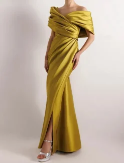 Dress High Fashion Mustard Dress Mermaid / Trumpet Portrait Collar Evening Gown Cocktail Dress Formal Wedding Floor Length Sleeveless Off Shoulder Satin with Ruched Details Slit