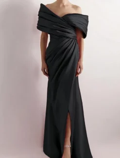 Dress High Fashion Mustard Dress Mermaid / Trumpet Portrait Collar Evening Gown Cocktail Dress Formal Wedding Floor Length Sleeveless Off Shoulder Satin with Ruched Details Slit