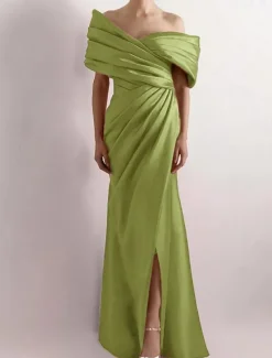 Dress High Fashion Mustard Dress Mermaid / Trumpet Portrait Collar Evening Gown Cocktail Dress Formal Wedding Floor Length Sleeveless Off Shoulder Satin with Ruched Details Slit