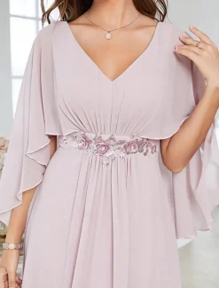 Dress Mother of the Bride Dress Elegant Party V Neck Floor Length Polyester Half Sleeve with Appliques