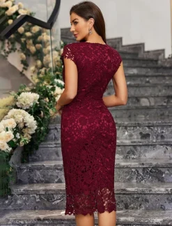 Dress Mother of the Bride Dress Elegant Party Minimalist Crew Neck Knee Length Spandex Sleeveless with Lace Solid Color