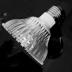 E26 / E27 7W 650-750lm PAR30 LED Spotlight 7 LED Beads High Power LED White / Warm White 85-265V High Thermal Conductivity Aluminum