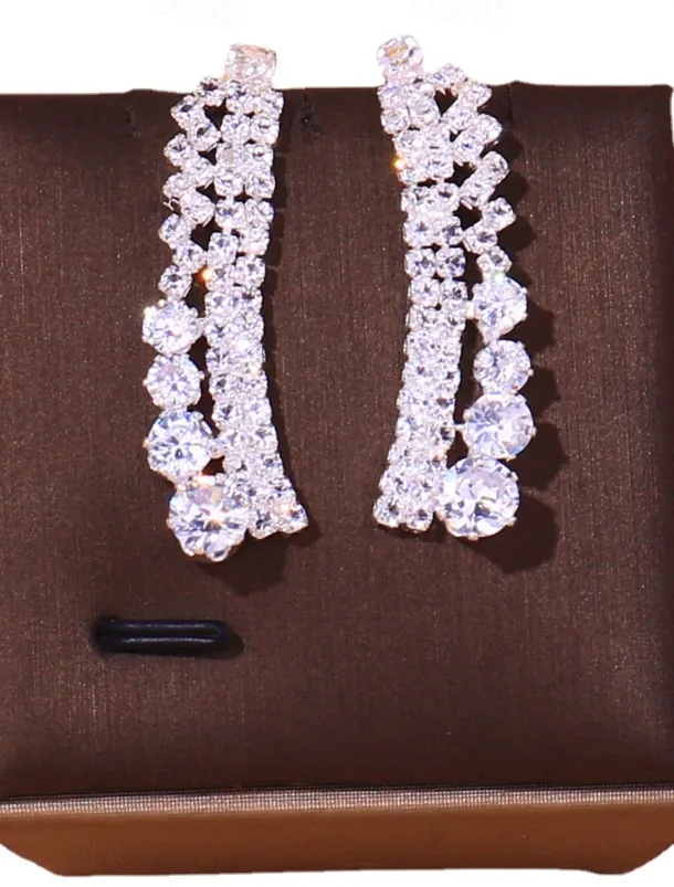 Elegant Crystal Jewelry Set for Women – Includes Necklace, Earrings, Bracelet, and Ring, Perfect for Weddings and Special Occasions