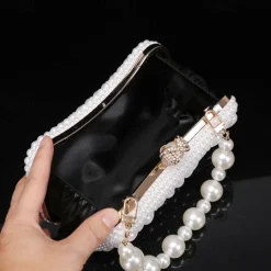 Elegant Pearl Clutch Bag – Luxury White Beaded Evening Purse with Pearl Handle and Crystal Clasp, Perfect for Weddings, Parties, and Formal Events
