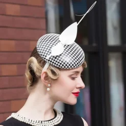 Elegant Veiling / Sinamay / Abaca Hats with Feather / Ostrich Quills / Bowknot / Special Occasion / Party / Evening Headpiece / Ladies Day / Royal Garden Parties / Horse Race / Kentucky Derby