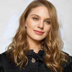 Emma Stone Inspired Wigs Synthetic Wig Wavy Asymmetrical Wig Medium Length Brown Synthetic Hair Women's Fashionable Design Soft Natural Brown