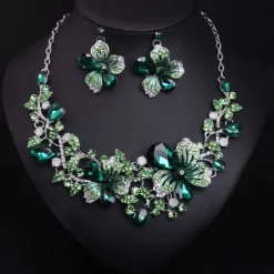 Fall Wedding Bridal Jewelry Sets Two-piece Suit Cubic Zirconia Rhinestone Alloy 1 Necklace Earrings Women's Statement European Classic Flower Shape irregular Jewelry Set For Party Wedding