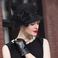 Fascinators Hats Flax Feather Bowler / Cloche Hat Sun Hat Top Hat Wedding Casual Kentucky Horse Race Ladies Day Romantic Wedding Princess With Headpiece Headwear dress to impress