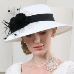 Fascinators Kentucky Derby Hat Fiber Bowler / Cloche Hat Straw Hat Sun Hat Wedding Evening Party Elegant Sun Protection With Feather Floral Headpiece Headwear
