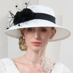 Fascinators Kentucky Derby Hat Fiber Bowler / Cloche Hat Straw Hat Sun Hat Wedding Evening Party Elegant Sun Protection With Feather Floral Headpiece Headwear