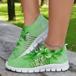 Floral Print Flyknit Sneakers with Breathable Upper, Lightweight Sole and Comfortable Fit for Casual Walks and Outdoor Activities