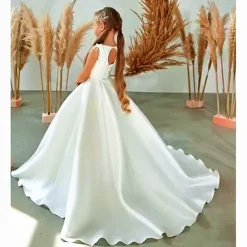 Flower Girl Dress Girls' First Communion Dress Party Dress Performance Wedding Party Princess Sweet Mesh Solid Color Sleeveless Crew Neck White 2-12 Years